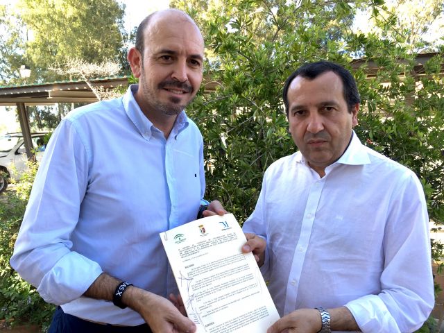 foto de La Junta de Andalucía ha firmado la adenda al convenio del Chare del Guadalhorce