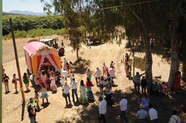 foto de Abierto el plazo de inscripción para las carrozas "Romería San Isidro 2016"