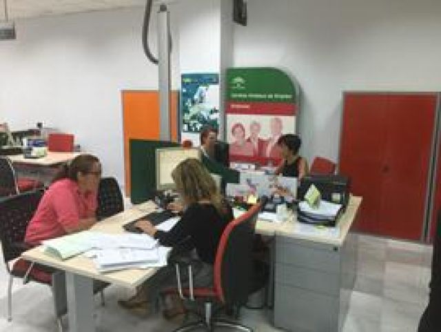 foto de El Servicio Andaluz de Empleo convoca las subvenciones para los programas de orientación e inserción profesional