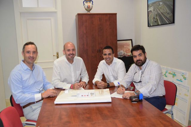 foto de Firmado el contrato para el inicio de las obras del Complejo de Aguas