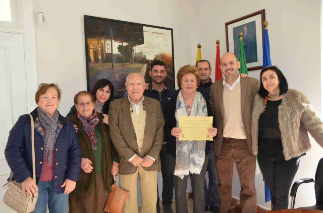 foto de ASPANOMA recibe más de 3.200 euros recaudados en la Exhibición de 4x4 y la Marcha por la Investigación del Cáncer