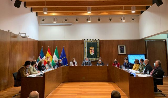 foto de Reunión comarcal sobre la Ley de Impulso a la Sostenibilidad del Territorio de Andalucía