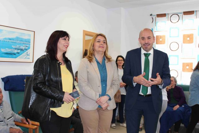foto de La delegada de Políticas Sociales visita las nuevas instalaciones de la Unidad de Estancia Diurna Aljaima