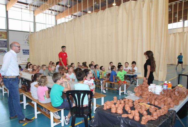 foto de 400 niños y niñas participan en las primeras semanas del campamento de verano