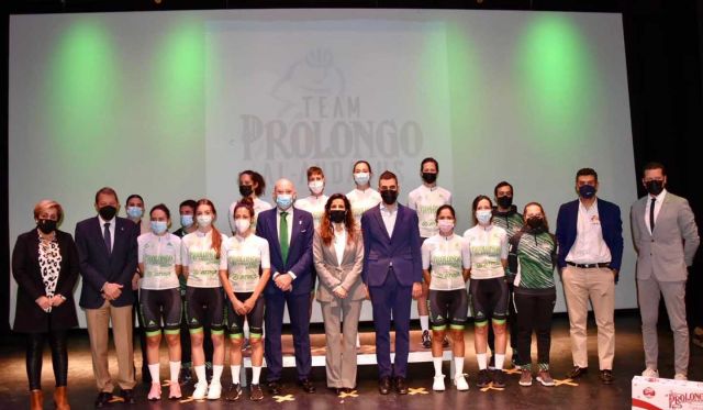 foto de El equipo femenino de ciclismo Prolongo Al-Andalus Woman Team inicia su andadura