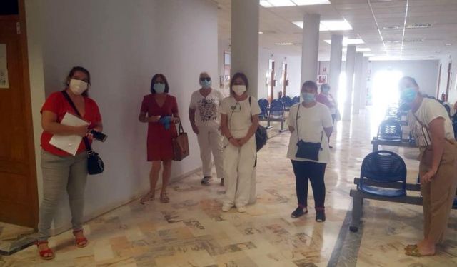 foto de 85 trabajadores de ayuda a domicilio y de Unidad de Estancia Diurna Aljaima han realizado el test de coronavirus dando todas resultado negativo