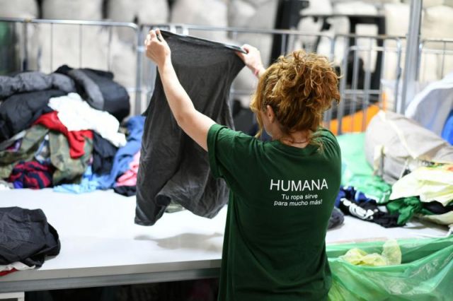 foto de Humana recoge más de 20 toneladas de textil usado en Cártama